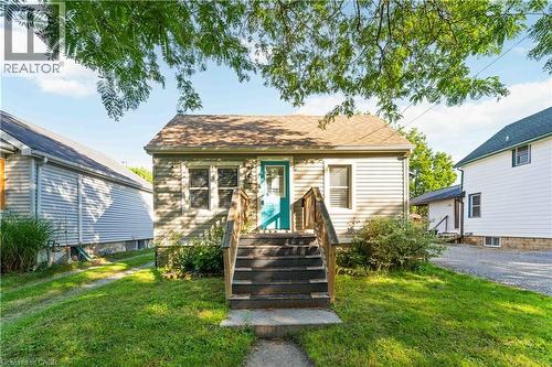 37 Maplecrest Avenue, St. Catharines, ON 