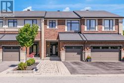 1125 TISCHART CRESCENT  Ottawa, ON K2T 0G4