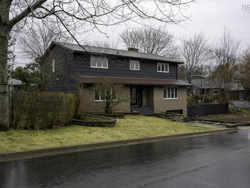 24 Parmbelle Lane, Halifax, NS 