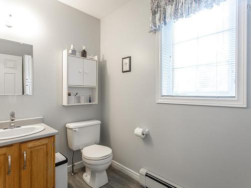 27 Pinecrest Drive, Middleton, NS 