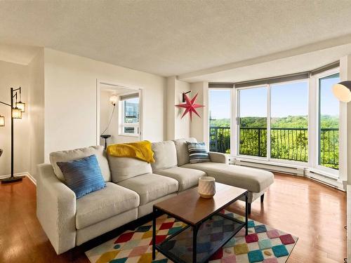 810 30 Brookdale Crescent  Dartmouth, NS B3A 4T7