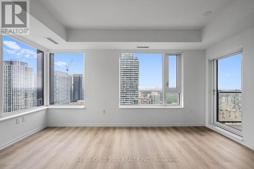3214 - 101 ROEHAMPTON AVENUE , Toronto, Ontario M4P 2W2 4