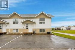 15 200 Hiebert CRESCENT Martensville, SK S0K 2T2