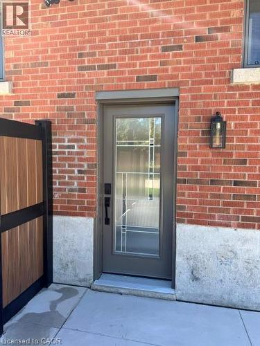 29 BATTLEFIELD Avenue Unit# 2 , Stoney Creek, Ontario L8G 1V1 5