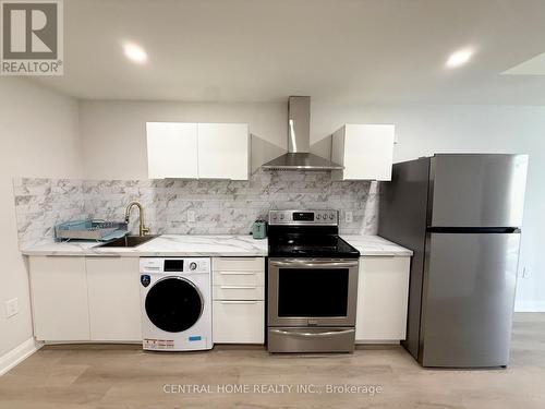 2954 ELGIN MILLS ROAD E , Markham, Ontario L6C 1K9 3