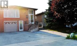 MAIN FLOOR - 481 FERGO AVENUE Mississauga, ON L5B 2J2