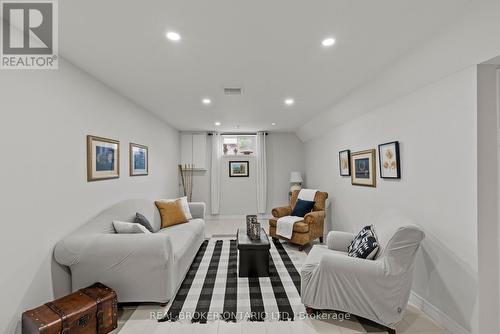87 Monte Drive, Hamilton, ON 