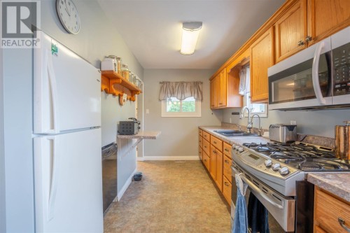 219 Eastern Ave, Sault Ste. Marie, ON 