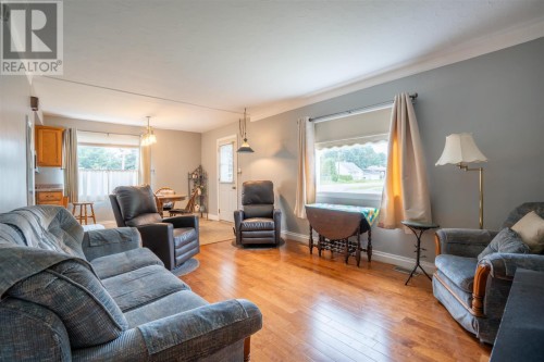 219 Eastern Ave, Sault Ste. Marie, ON 