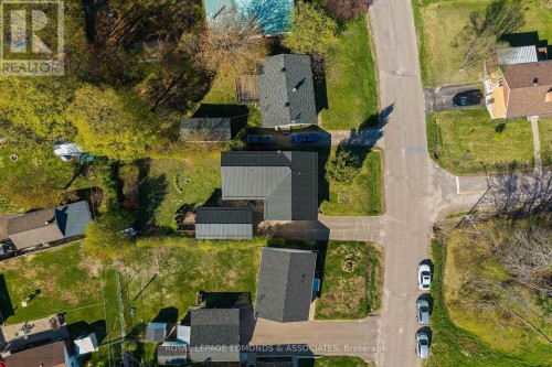 5 Lasalle Drive, Deep River, ON 
