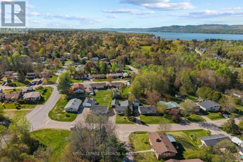 5 Lasalle Drive, Deep River, ON 