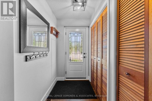 5 Lasalle Drive, Deep River, ON 