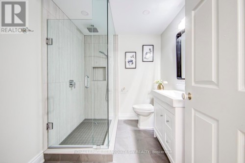 2025 Parklane Crescent, Burlington, ON 