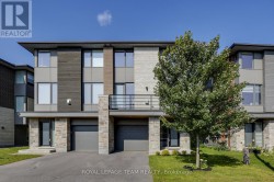 145 BOUNDSTONE WAY Ottawa, ON K2T 0E2
