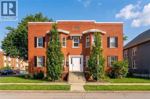 485 LOUIS AVENUE  Windsor, ON N9A 1W5