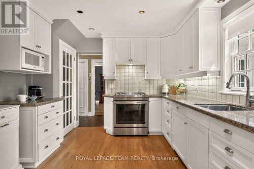 766 Eastbourne Avenue, Ottawa, ON 