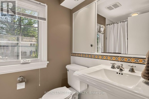 766 Eastbourne Avenue, Ottawa, ON 