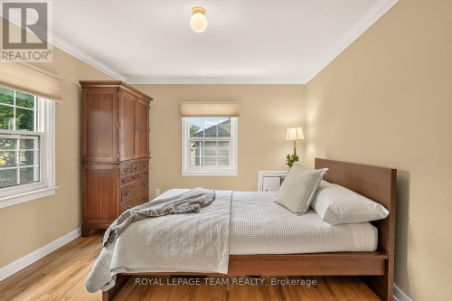 766 Eastbourne Avenue, Ottawa, ON 