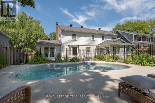 766 Eastbourne Avenue, Ottawa, ON 