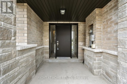 6 Blue Forest Crescent, Barrie, ON 