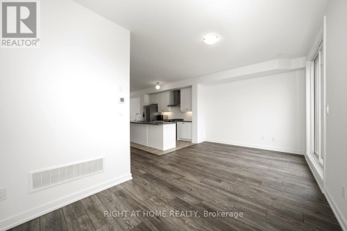 6 Blue Forest Crescent, Barrie, ON 