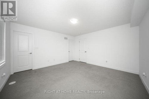 6 Blue Forest Crescent, Barrie, ON 