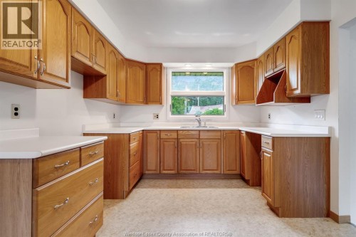 3 Stewart, Leamington, ON 
