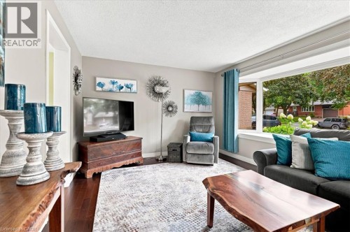 71 Greenock Drive, Kitchener, ON 