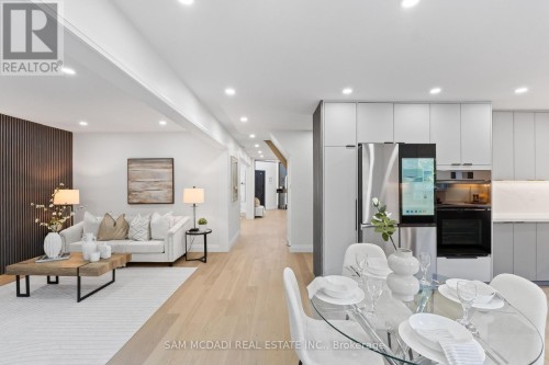 1521 Roseway Drive, Mississauga, ON 