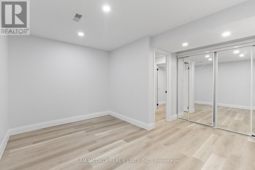 1521 Roseway Drive, Mississauga, ON 