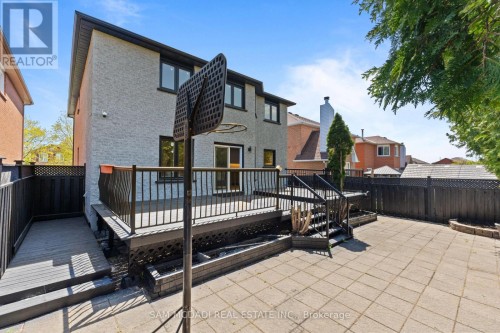 1521 Roseway Drive, Mississauga, ON 