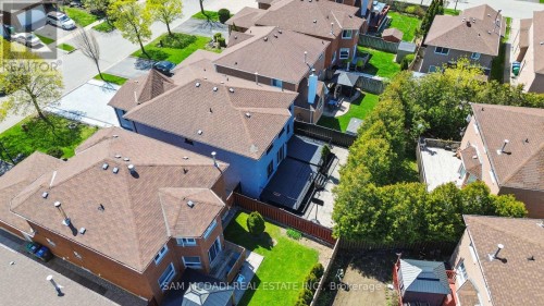 1521 Roseway Drive, Mississauga, ON 