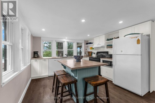 Kitchen - 345 Battams Road, Rideau Lakes, ON 