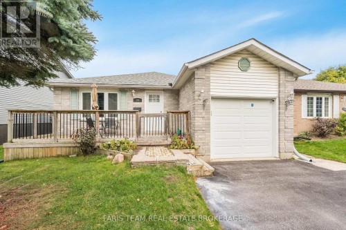 24 LAURIE CRESCENT  Barrie, ON L4M 6C7