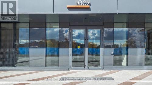 302 - 1007 THE QUEENSWAY , Toronto, Ontario M8Z 0C6 2