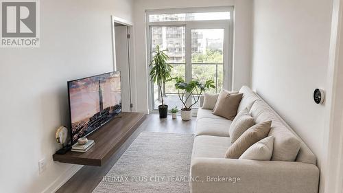 302 - 1007 THE QUEENSWAY , Toronto, Ontario M8Z 0C6 4