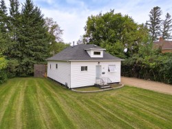 135 Ottawa Street  Carberry, MB R0K 0H0