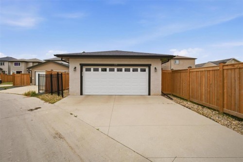 108 Cherrywood Road, Winnipeg, MB 