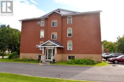 205 - 540 TALBOT PLACE  Gananoque, ON K7G 3C6