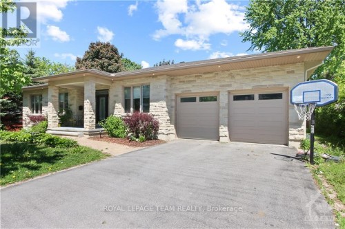 159 Roger Road, Ottawa, ON 
