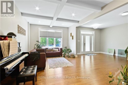 159 Roger Road, Ottawa, ON 