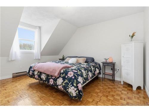 570 Mclaughlin, Moncton, NB 