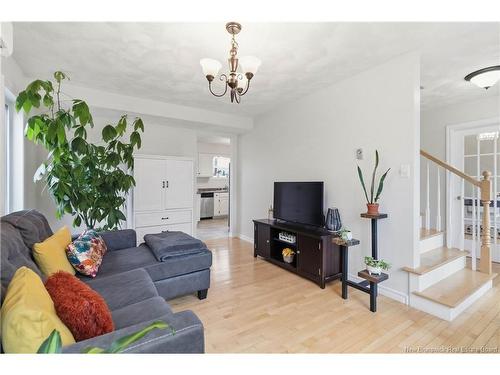 570 Mclaughlin, Moncton, NB 