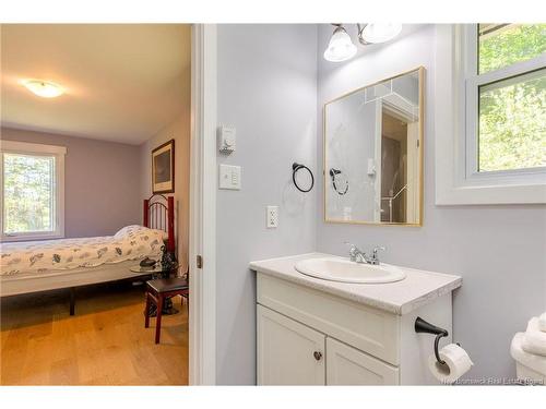 15 Worden Rd, Kingston, NB 