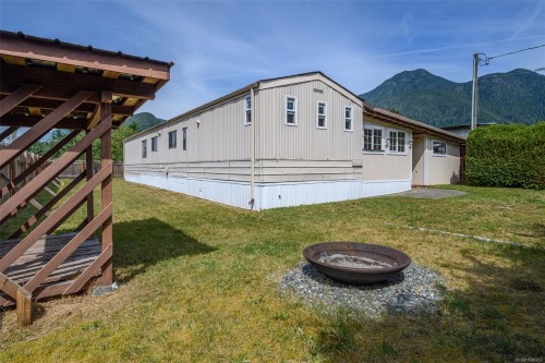 4034 Elk Dr, Woss, BC 
