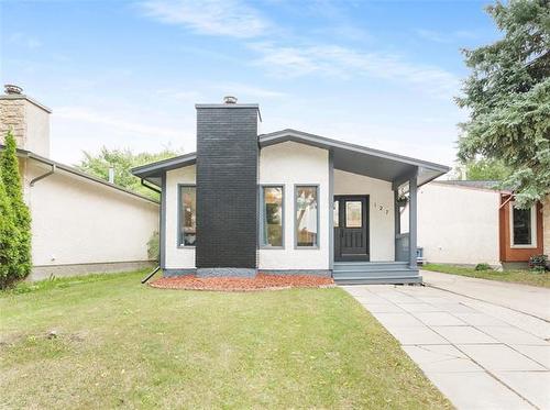 127 Swan Lake Bay, Winnipeg, MB 