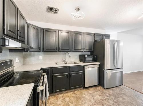 127 Swan Lake Bay, Winnipeg, MB 