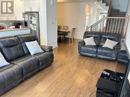 41 Moosonee Crescent, Ottawa, ON 
