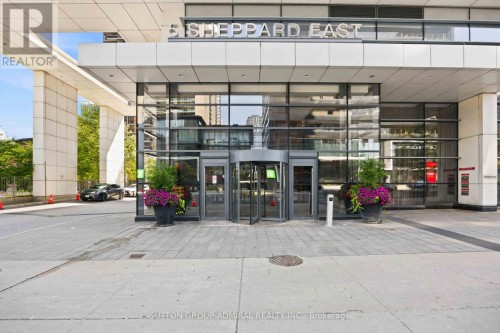 2825 - 5 Sheppard Avenue E, Toronto, ON 