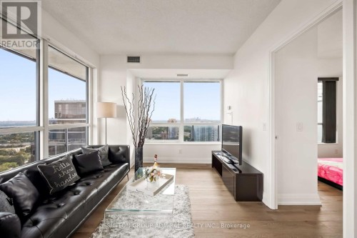 2825 - 5 Sheppard Avenue E, Toronto, ON 